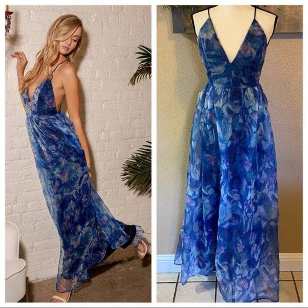 NWT Lulus Bloom Wildly Maxi Dress Sz Small Navy Blue Floral Organza Sleeveless